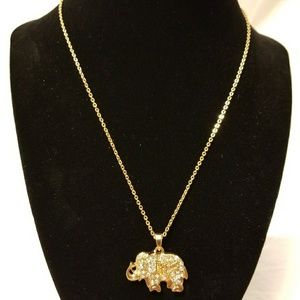 Elephant pendant necklace